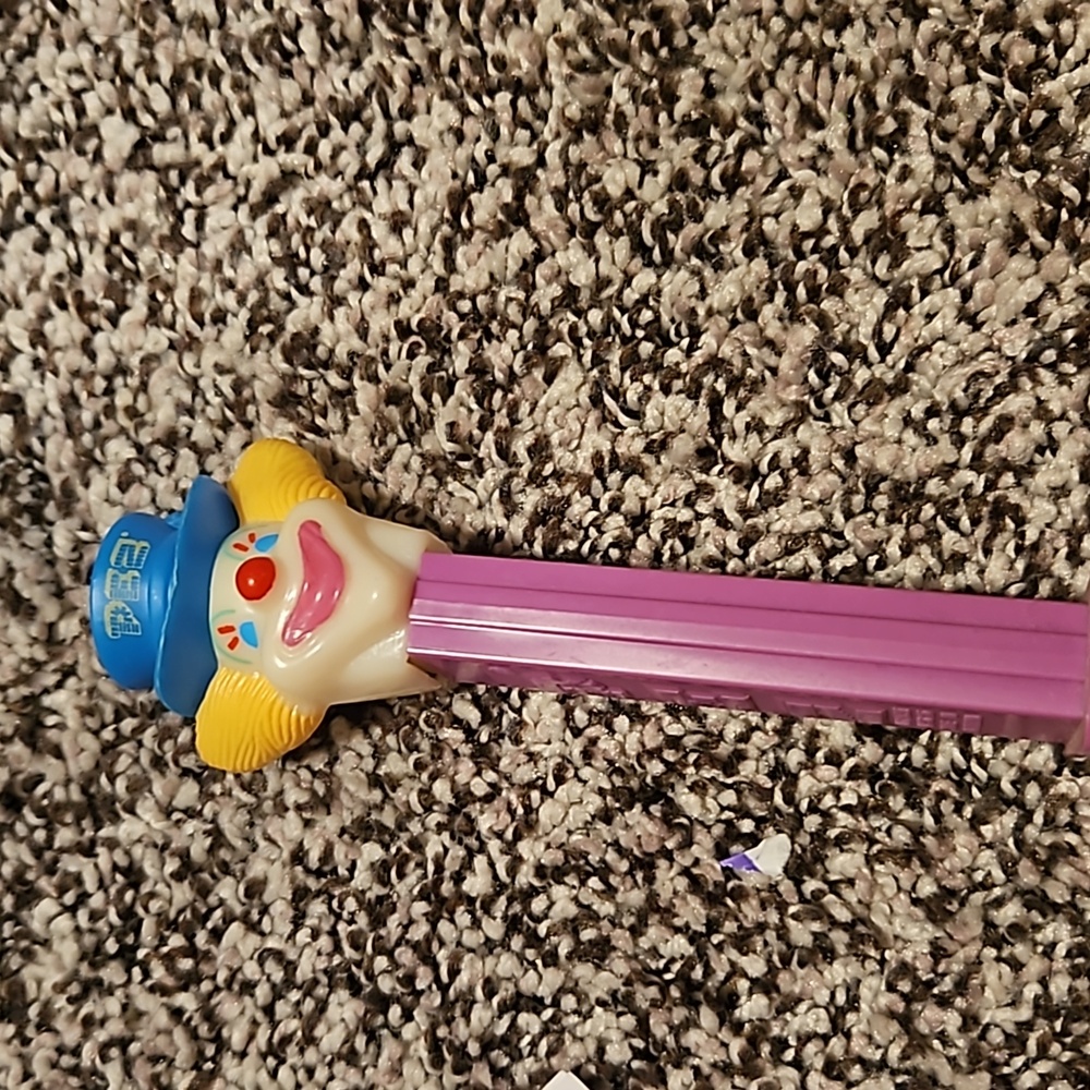 Peter Pez Clown Purple Pez Dispenser with Feet Made in Slovenia